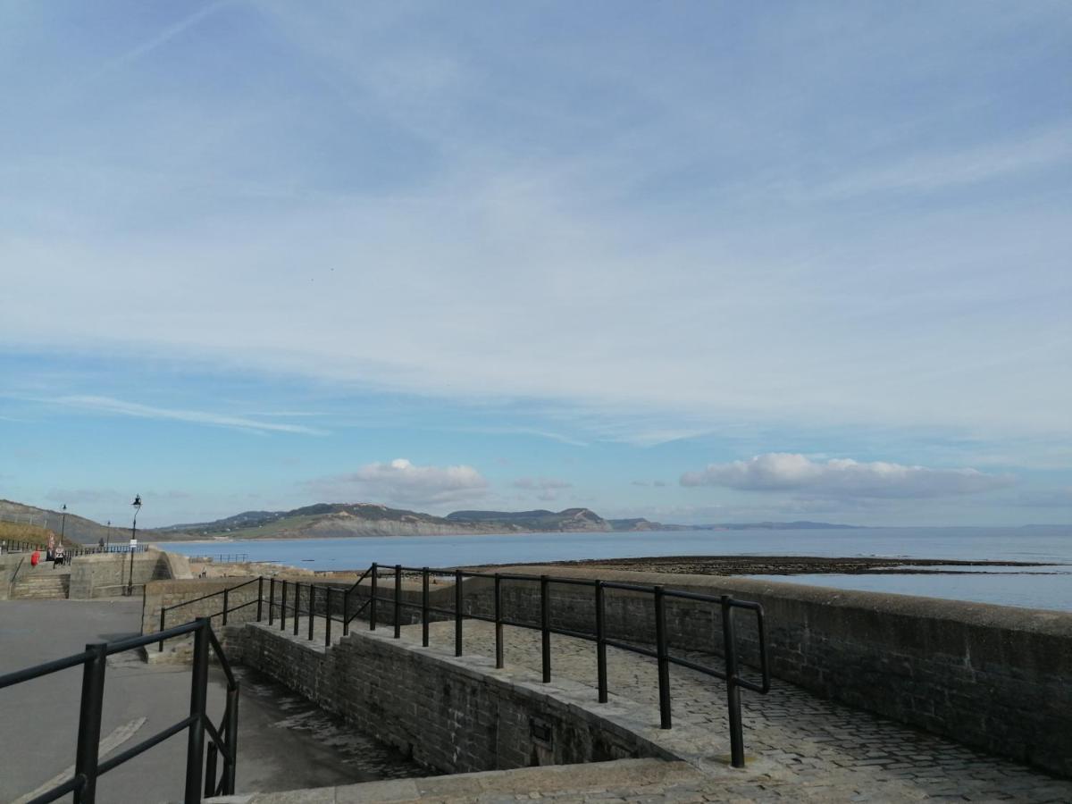 The Royal Lion Hotel Lyme Regis Eksteriør bilde
