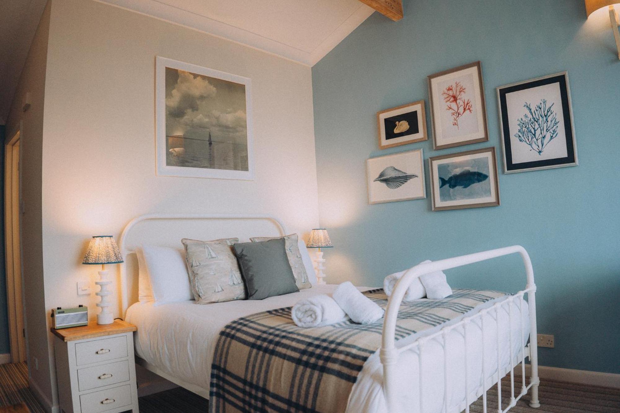 The Royal Lion Hotel Lyme Regis Rom bilde
